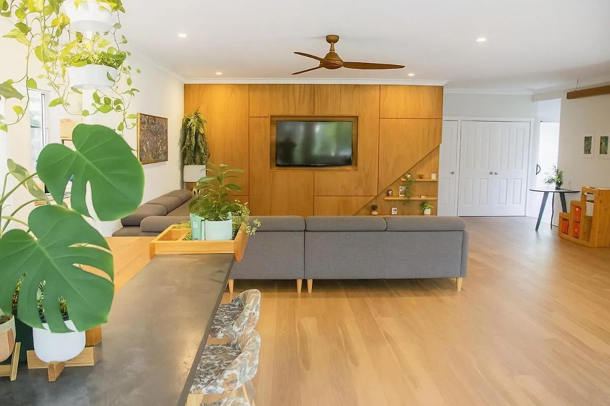 Stunning Modern Queenslander, Steps To Lake Weyba Downs